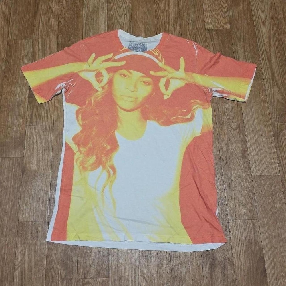 The Mrs Carter Show Tour official merch sublimation Beyonce T-shirt